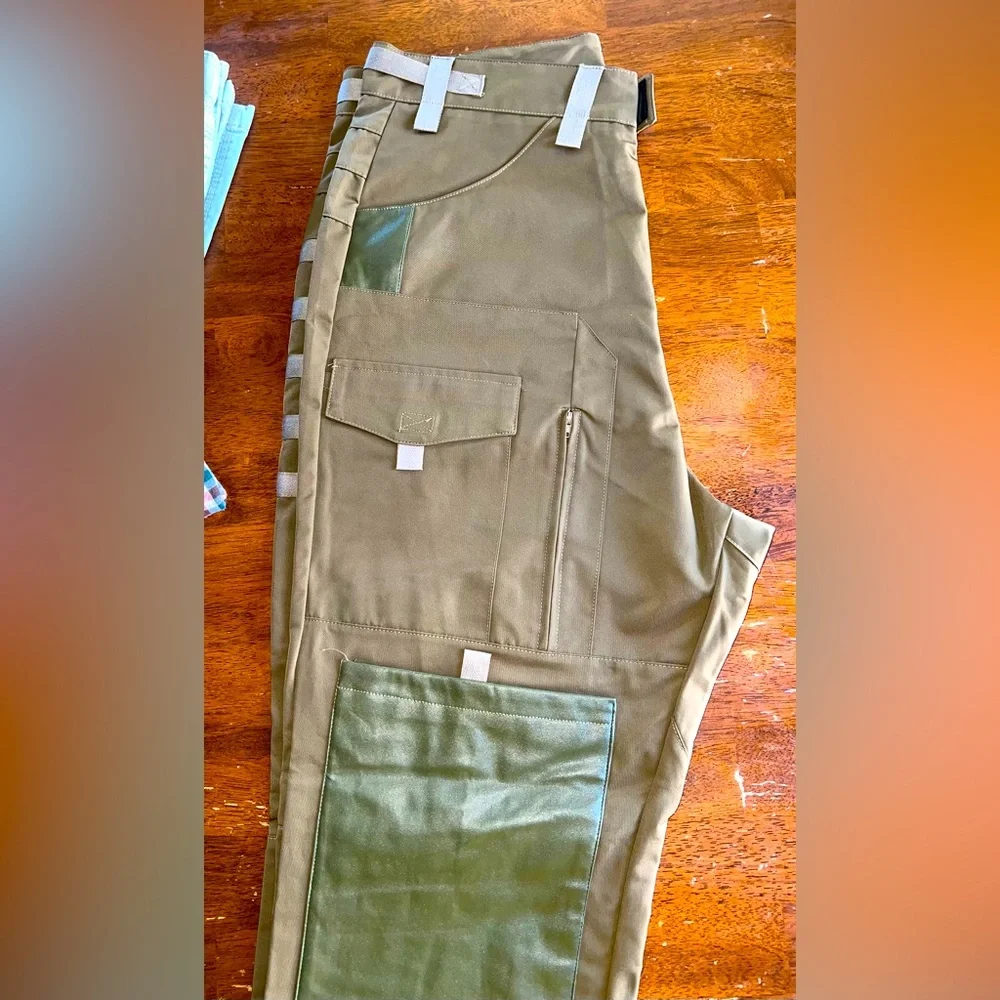 Multi-Pockets Pant - Picture 3 of 10